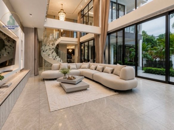 Exclusive Beachfront Luxury Villa for Sale in Majestic Residence Pratumnak Pattaya | 6 Bed Sea View