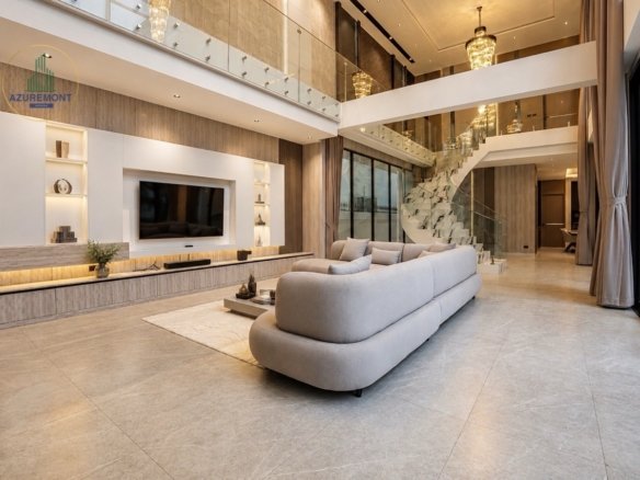 Exclusive Beachfront Luxury Villa for Sale in Majestic Residence Pratumnak Pattaya | 6 Bed Sea View