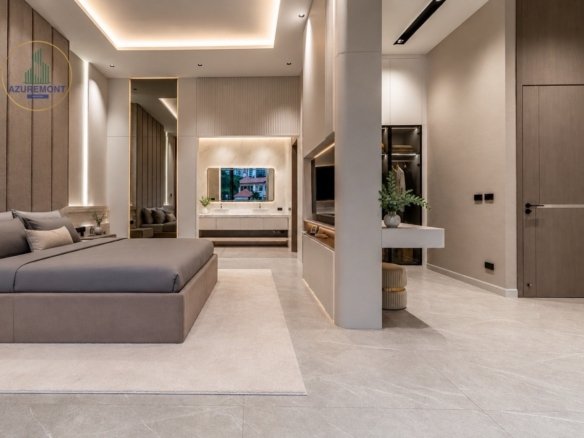 Exclusive Beachfront Luxury Villa for Sale in Majestic Residence Pratumnak Pattaya | 6 Bed Sea View