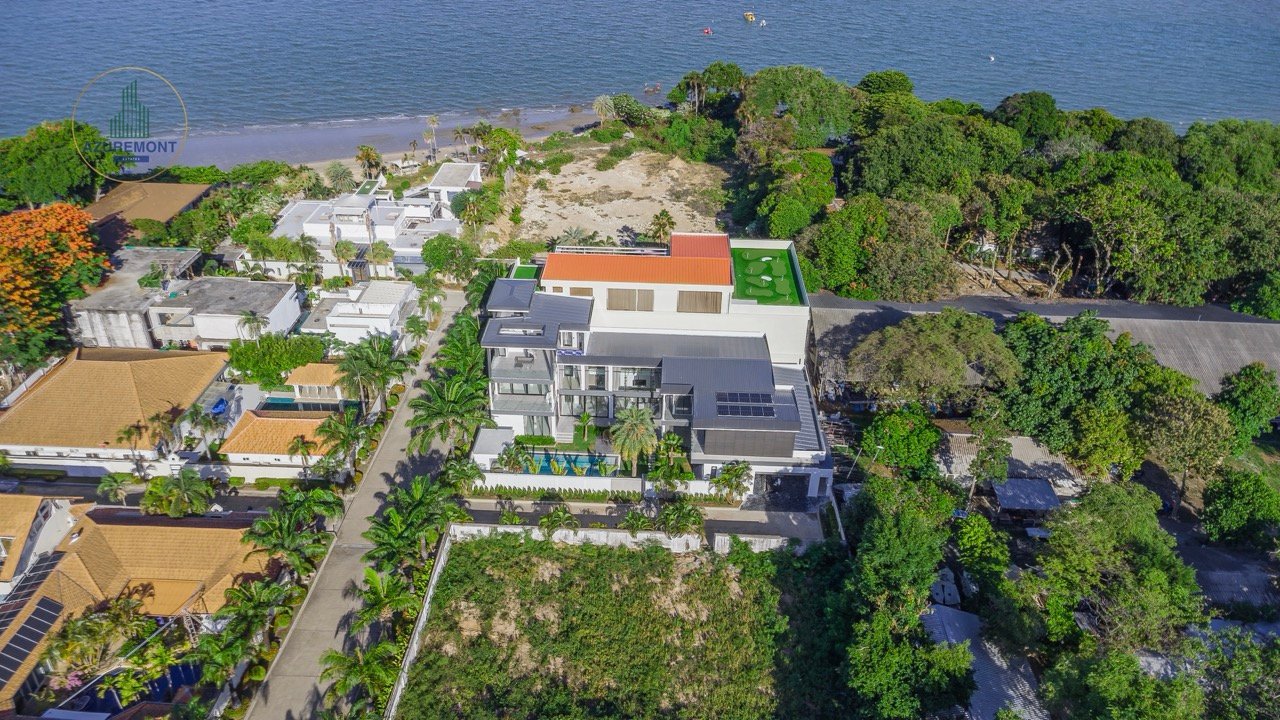 Exclusive Beachfront Luxury Villa for Sale in Majestic Residence Pratumnak Pattaya | 6 Bed Sea View