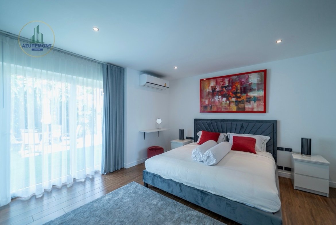 Ultra-luxury villa for sale Pattaya, Siam Royal View pool villa, Villa Melina, ocean view property Pattaya