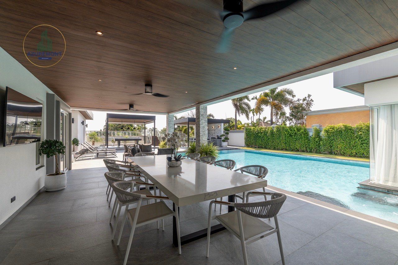 Ultra-luxury villa for sale Pattaya, Siam Royal View pool villa, Villa Melina, ocean view property Pattaya