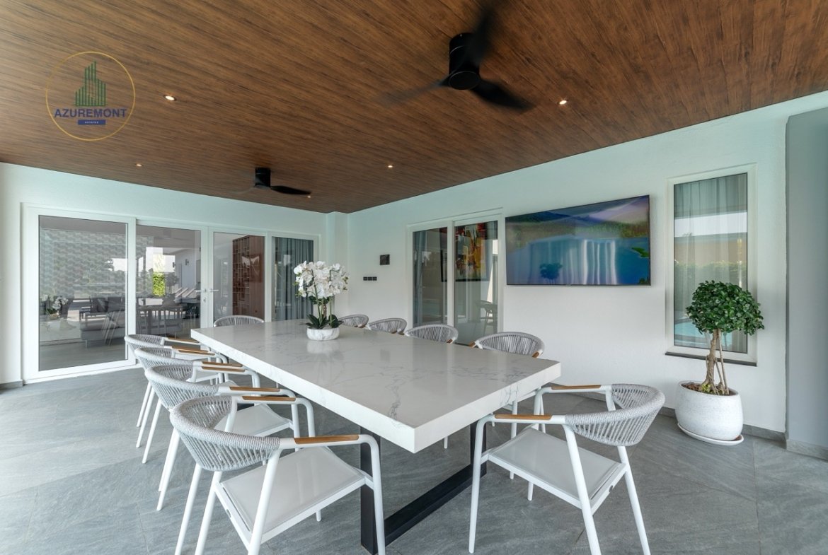 Ultra-luxury villa for sale Pattaya, Siam Royal View pool villa, Villa Melina, ocean view property Pattaya