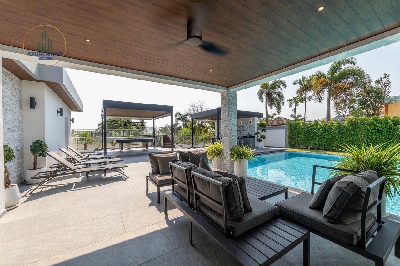 Ultra-luxury villa for sale Pattaya, Siam Royal View pool villa, Villa Melina, ocean view property Pattaya