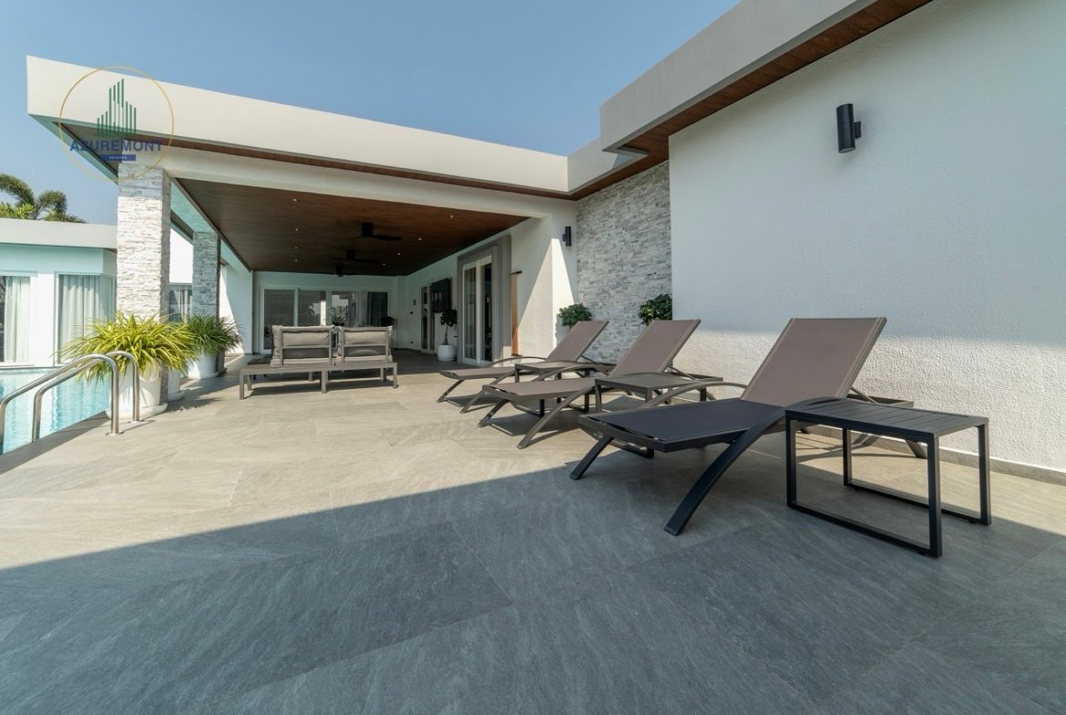Ultra-luxury villa for sale Pattaya, Siam Royal View pool villa, Villa Melina, ocean view property Pattaya
