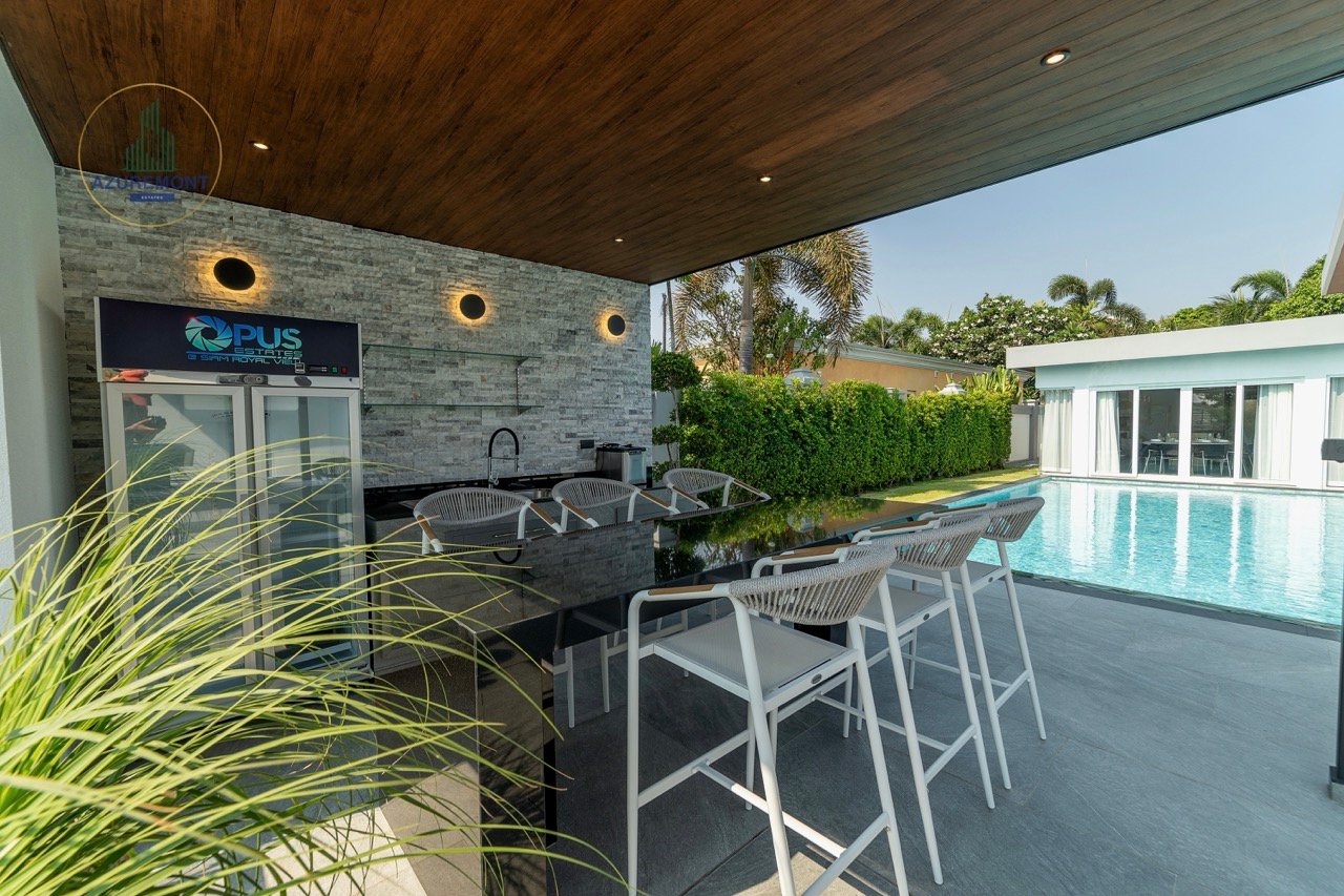 Ultra-luxury villa for sale Pattaya, Siam Royal View pool villa, Villa Melina, ocean view property Pattaya