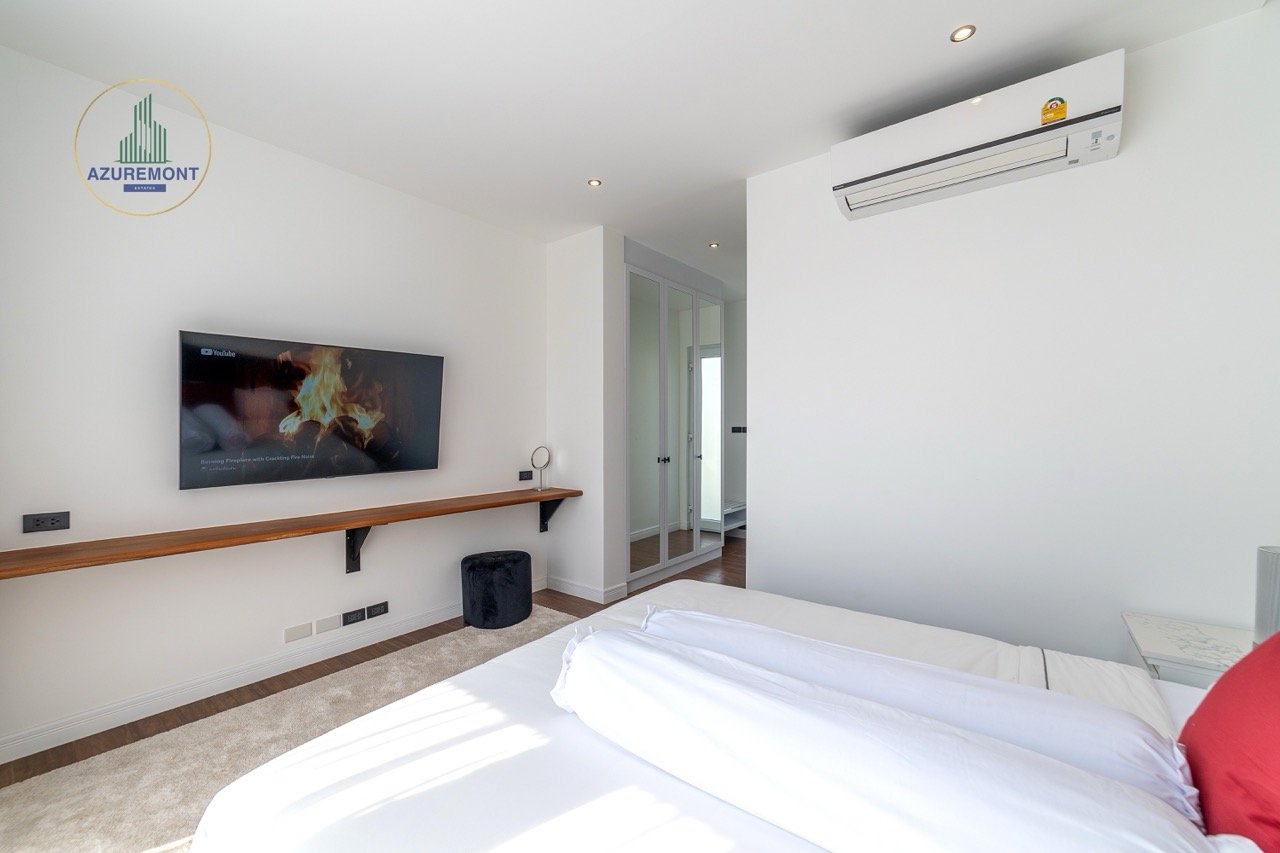 Ultra-luxury villa for sale Pattaya, Siam Royal View pool villa, Villa Melina, ocean view property Pattaya