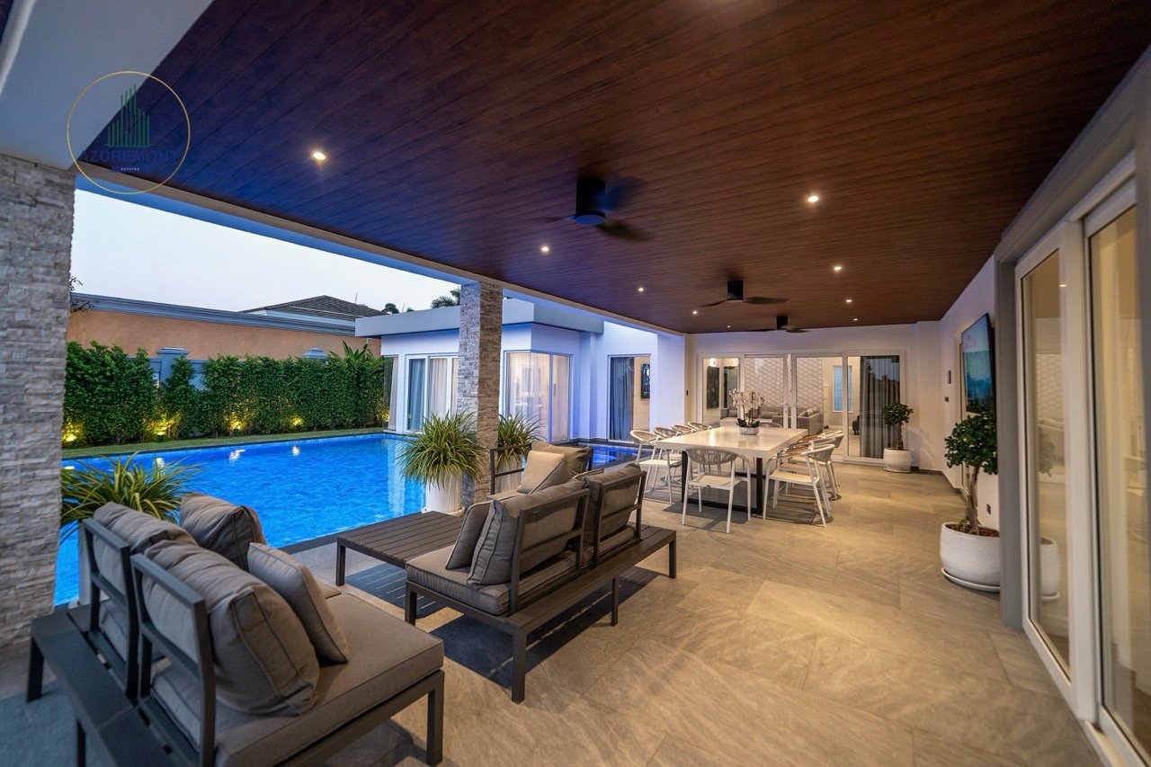 Ultra-luxury villa for sale Pattaya, Siam Royal View pool villa, Villa Melina, ocean view property Pattaya