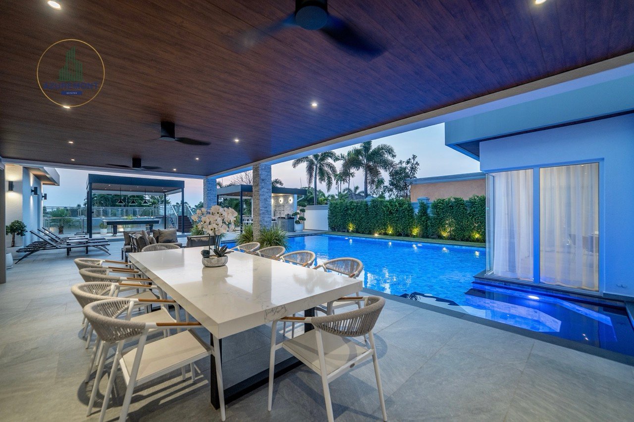 Ultra-luxury villa for sale Pattaya, Siam Royal View pool villa, Villa Melina, ocean view property Pattaya