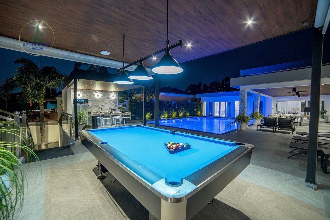 Ultra-luxury villa for sale Pattaya, Siam Royal View pool villa, Villa Melina, ocean view property Pattaya