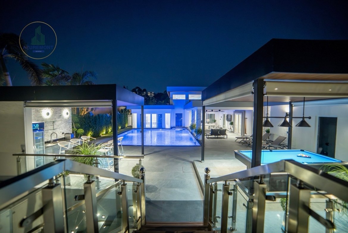 Ultra-luxury villa for sale Pattaya, Siam Royal View pool villa, Villa Melina, ocean view property Pattaya