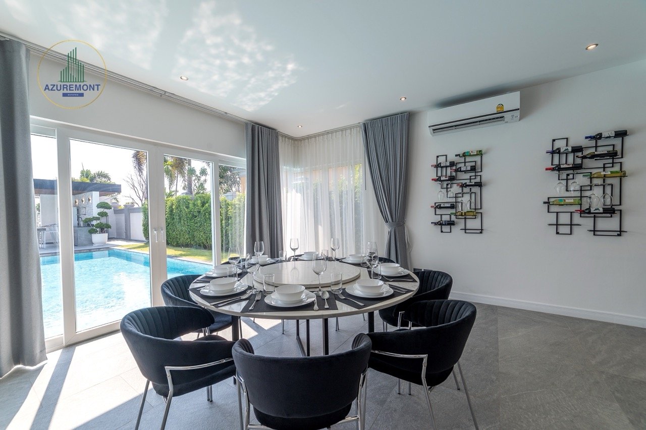 Ultra-luxury villa for sale Pattaya, Siam Royal View pool villa, Villa Melina, ocean view property Pattaya