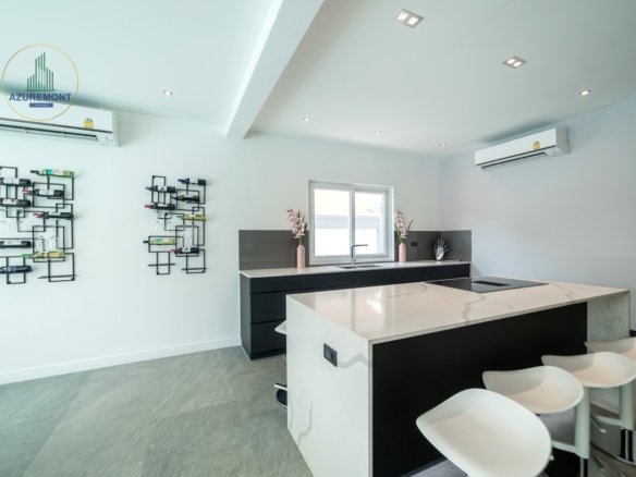 Ultra-luxury villa for sale Pattaya, Siam Royal View pool villa, Villa Melina, ocean view property Pattaya