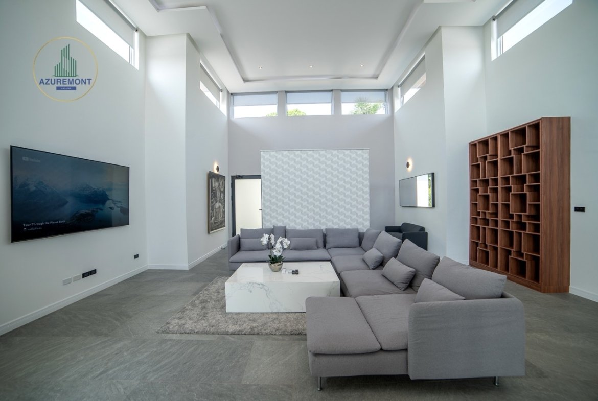 Ultra-luxury villa for sale Pattaya, Siam Royal View pool villa, Villa Melina, ocean view property Pattaya
