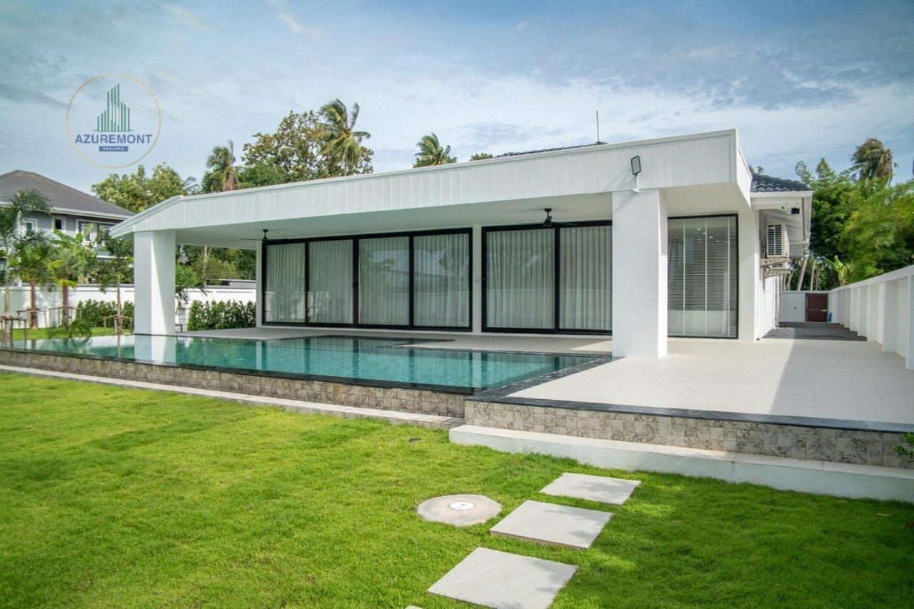 Luxury Renovated Pool Villa Huay Yai Pattaya | 1 Rai Land 5 Bed Infinity Pool Near Siam Country Club