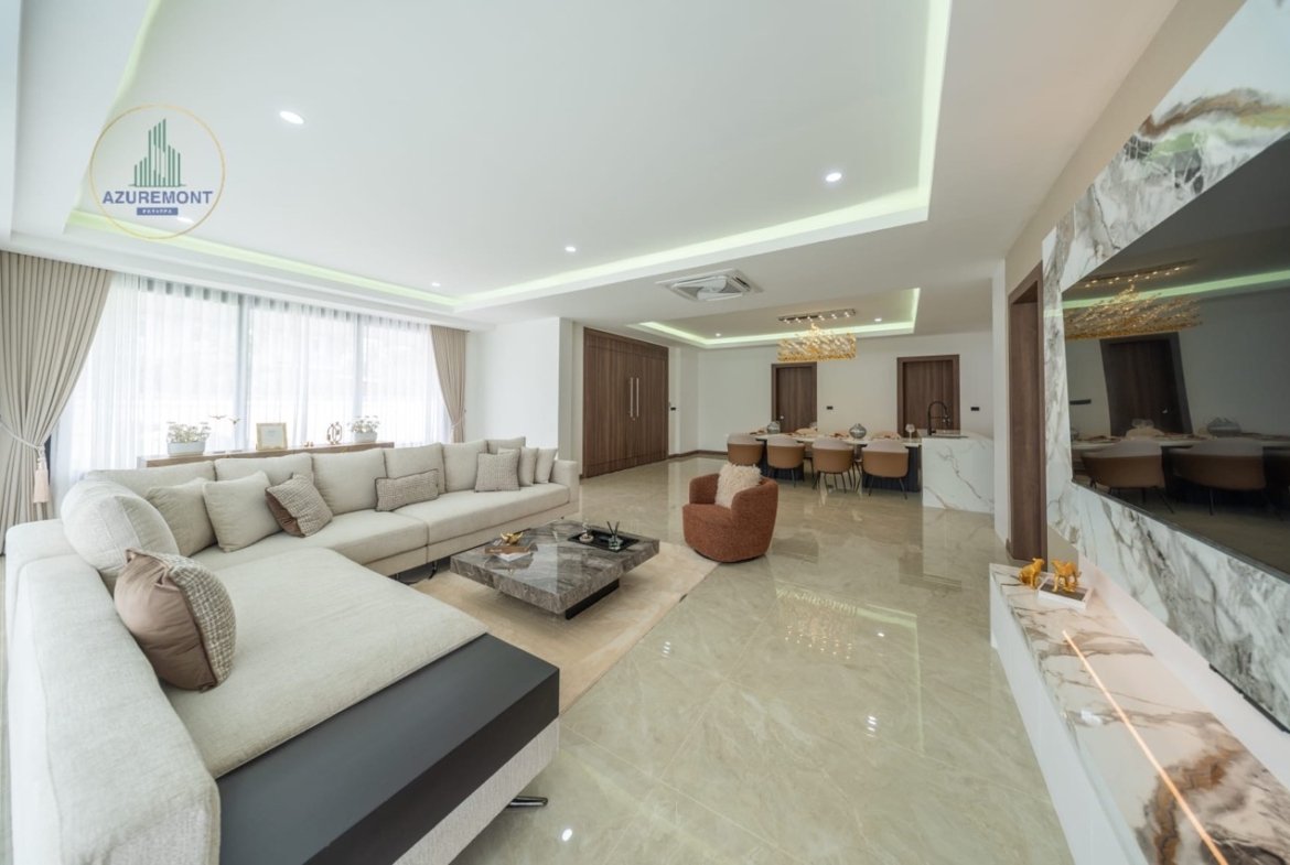 Luxury Renovated Pool Villa Huay Yai Pattaya | 1 Rai Land 5 Bed Infinity Pool Near Siam Country Club