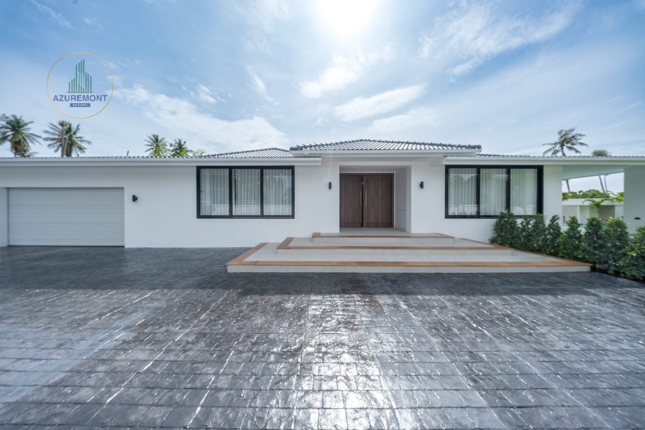 Luxury Renovated Pool Villa Huay Yai Pattaya | 1 Rai Land 5 Bed Infinity Pool Near Siam Country Club