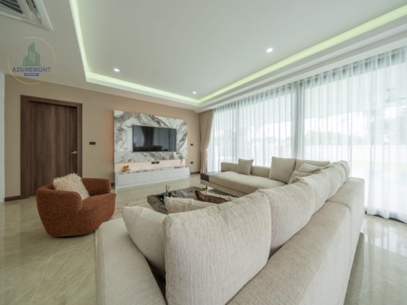 Luxury Renovated Pool Villa Huay Yai Pattaya | 1 Rai Land 5 Bed Infinity Pool Near Siam Country Club