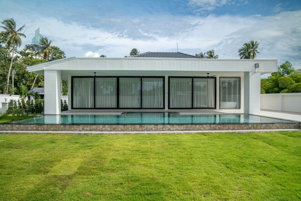 Luxury Renovated Pool Villa Huay Yai Pattaya | 1 Rai Land 5 Bed Infinity Pool Near Siam Country Club