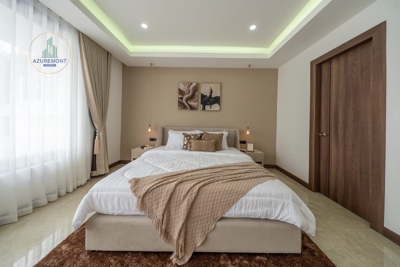 Luxury Renovated Pool Villa Huay Yai Pattaya | 1 Rai Land 5 Bed Infinity Pool Near Siam Country Club