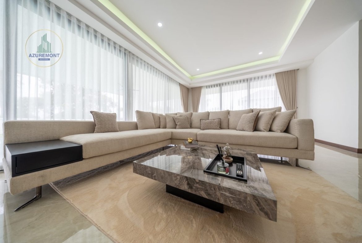Luxury Renovated Pool Villa Huay Yai Pattaya | 1 Rai Land 5 Bed Infinity Pool Near Siam Country Club