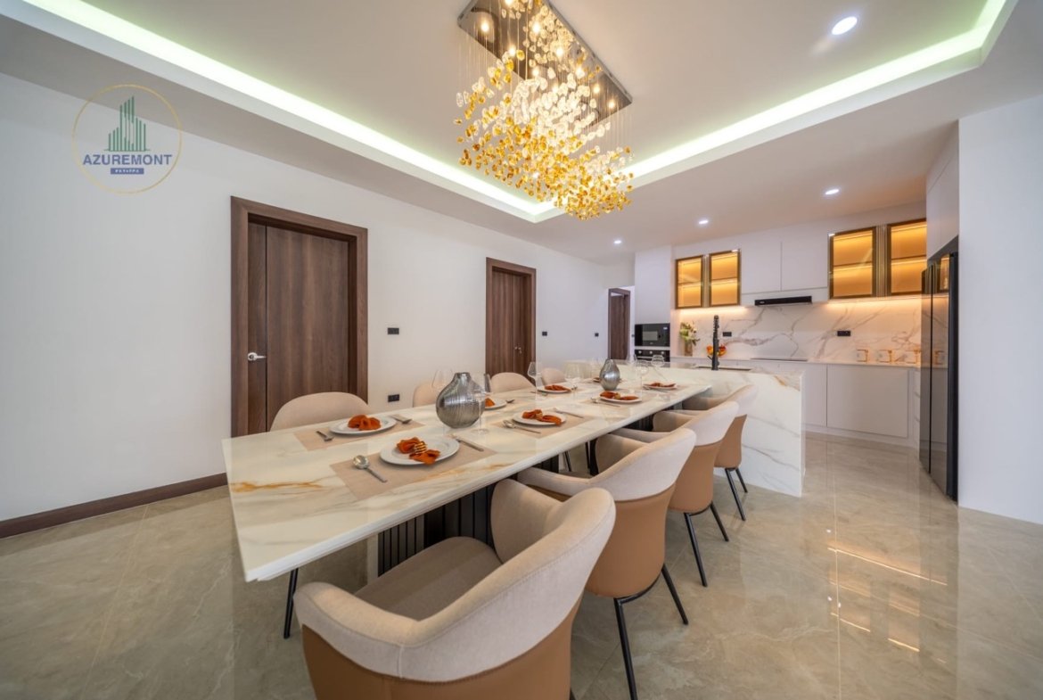 Luxury Renovated Pool Villa Huay Yai Pattaya | 1 Rai Land 5 Bed Infinity Pool Near Siam Country Club