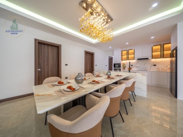 Luxury Renovated Pool Villa Huay Yai Pattaya | 1 Rai Land 5 Bed Infinity Pool Near Siam Country Club
