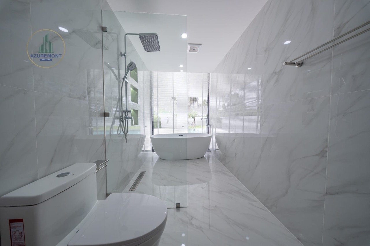 Luxury Renovated Pool Villa Huay Yai Pattaya | 1 Rai Land 5 Bed Infinity Pool Near Siam Country Club