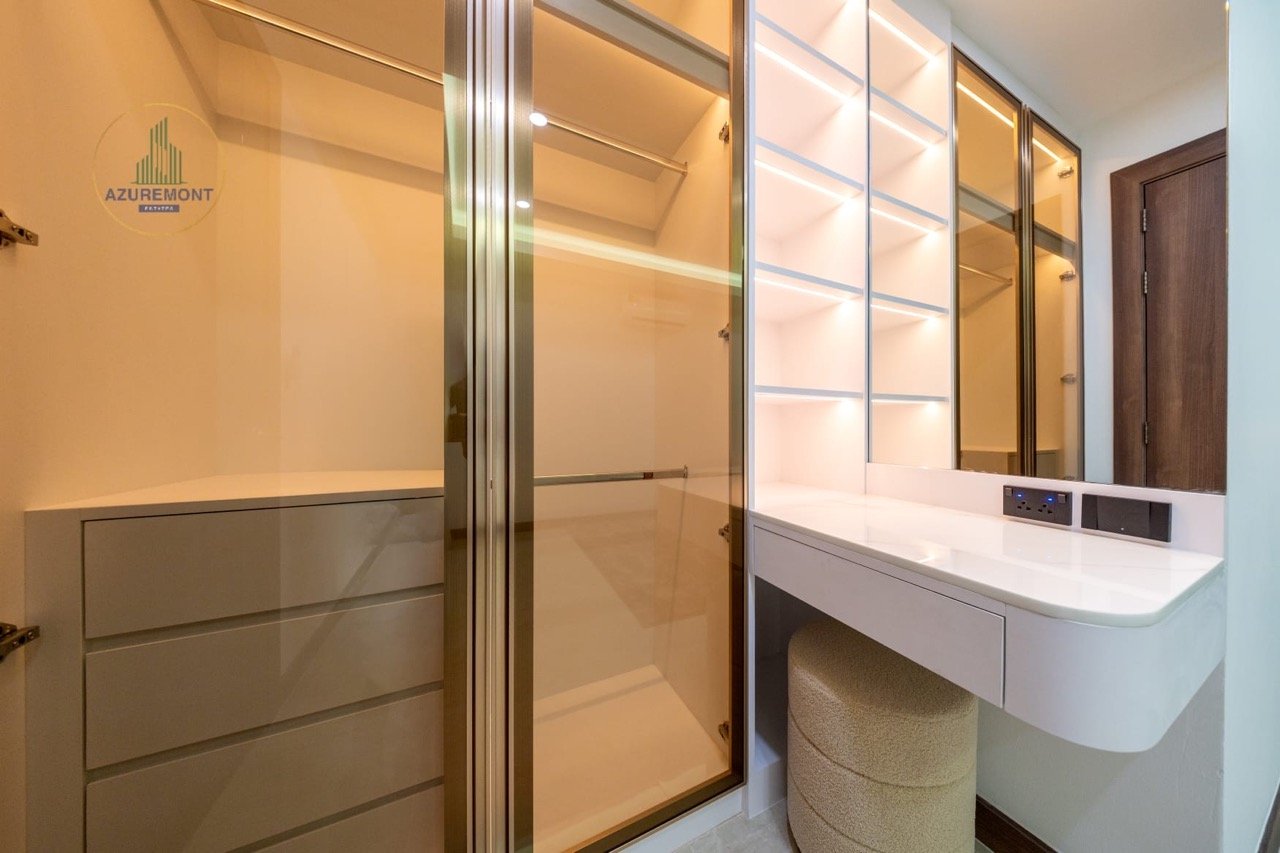 Luxury Renovated Pool Villa Huay Yai Pattaya | 1 Rai Land 5 Bed Infinity Pool Near Siam Country Club