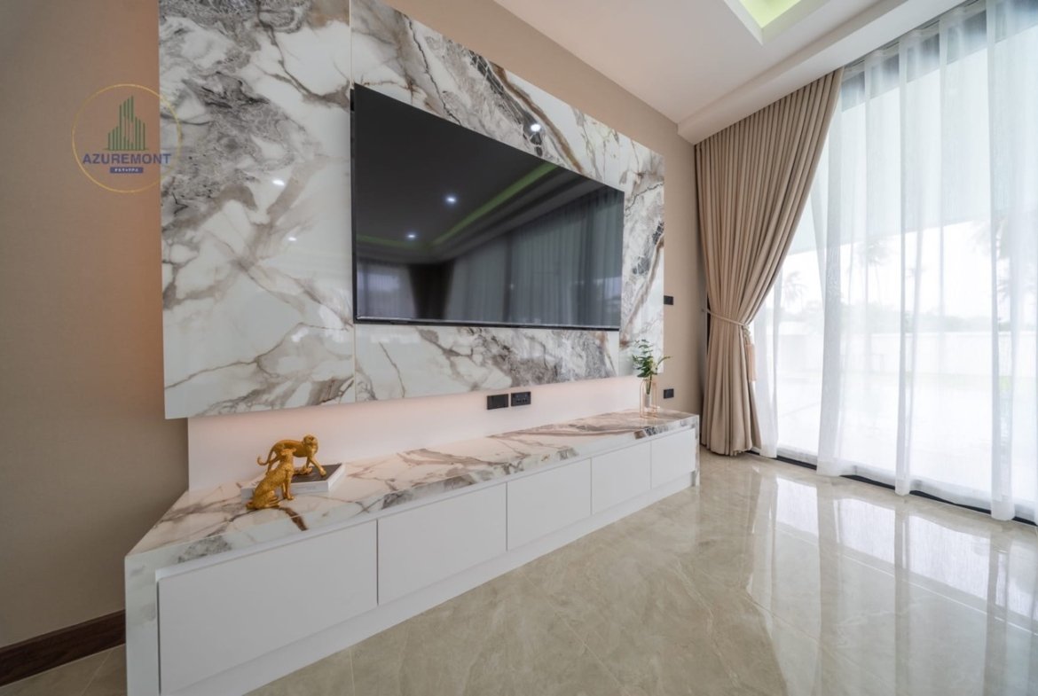 Luxury Renovated Pool Villa Huay Yai Pattaya | 1 Rai Land 5 Bed Infinity Pool Near Siam Country Club