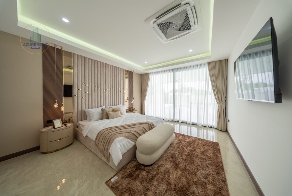Luxury Renovated Pool Villa Huay Yai Pattaya | 1 Rai Land 5 Bed Infinity Pool Near Siam Country Club